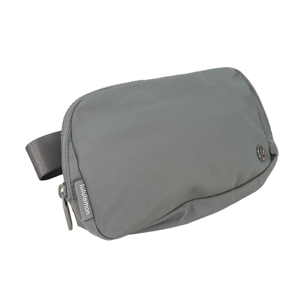 Lululemon Silver Everywhere Belt Bag New With Tags